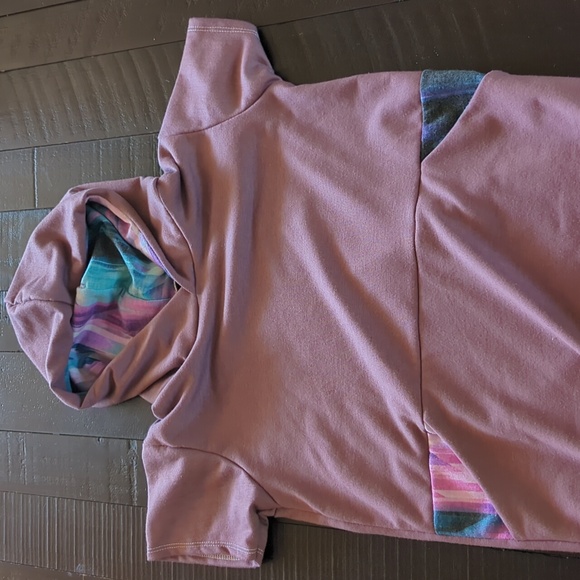 Oversized Hooded Dress with Pockets - Picture 2 of 3